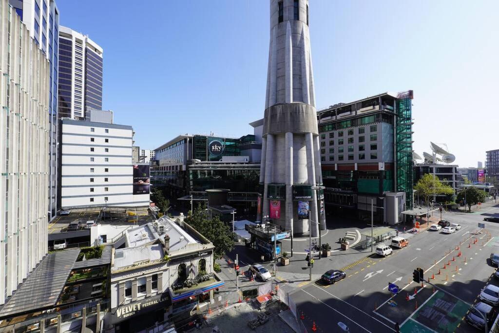 2-Bs Suite Adjacent To Sky Tower Auckland Exterior photo